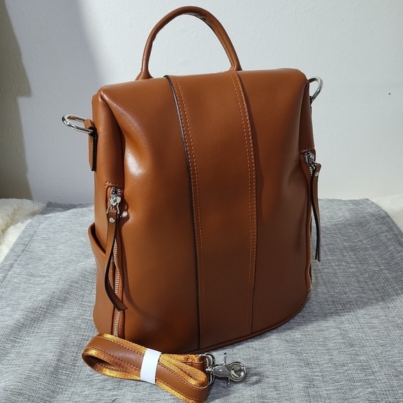 S-Zone Handbags - S-ZONE Leather Backpack/Purse